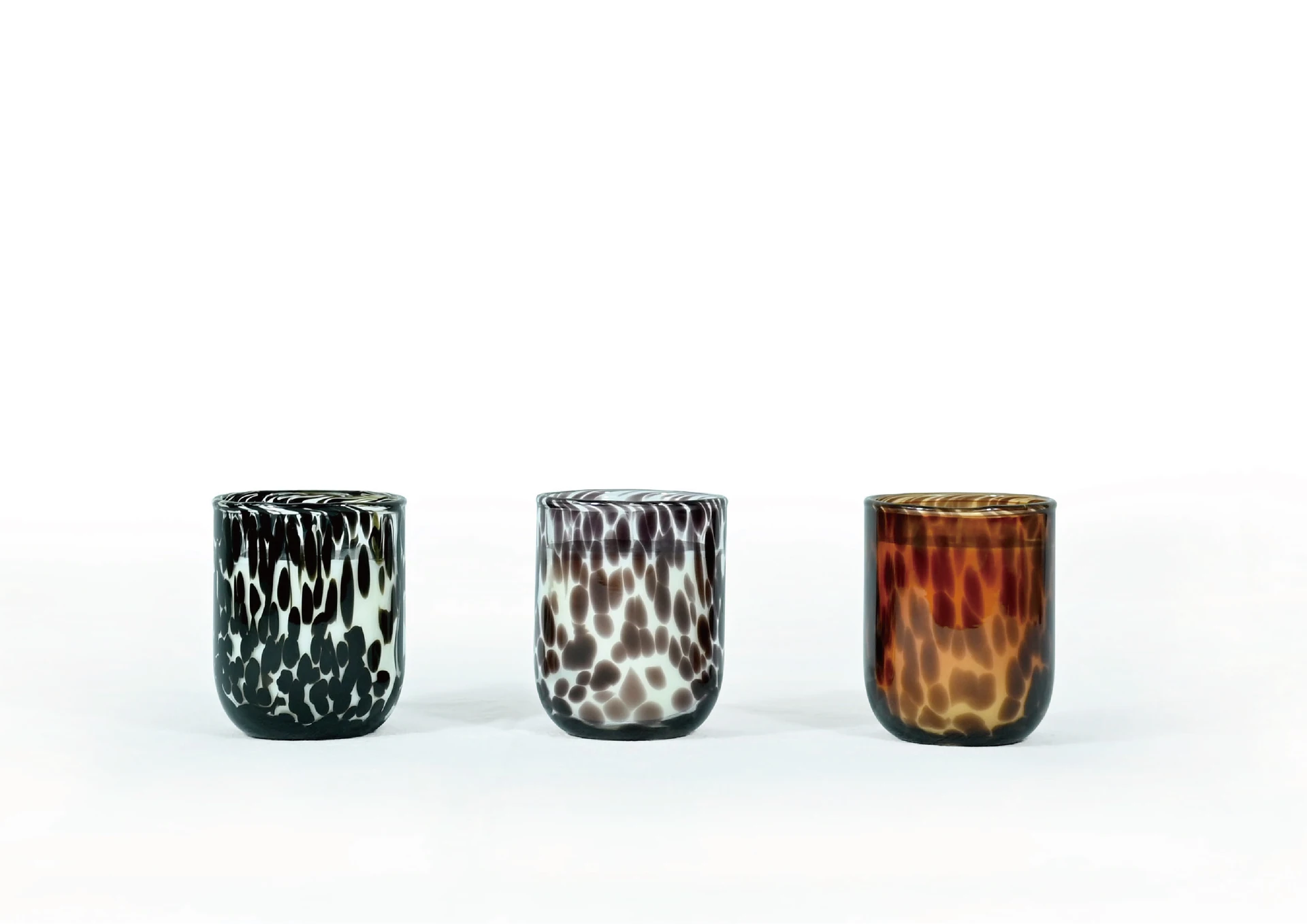 G26CN04-CANDLES