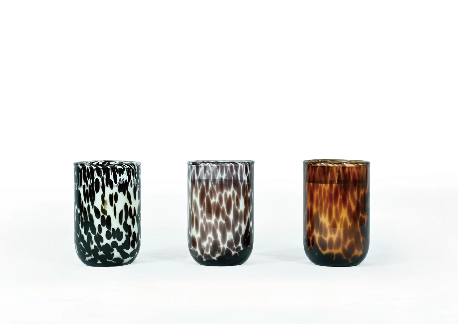 G26CN05-CANDLES